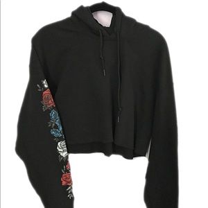 black hoodie crop top - size large